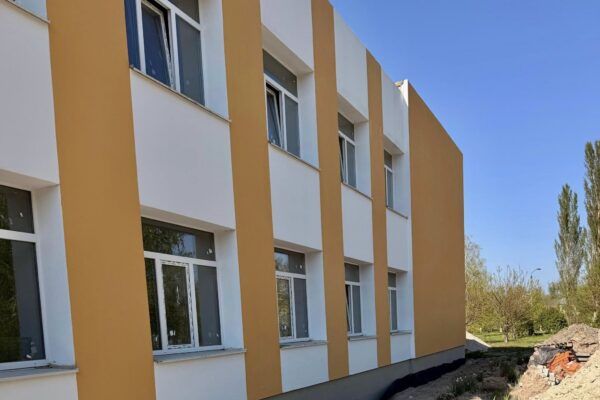 На Броварщині триває капітальний ремонт Рудницької гімназії