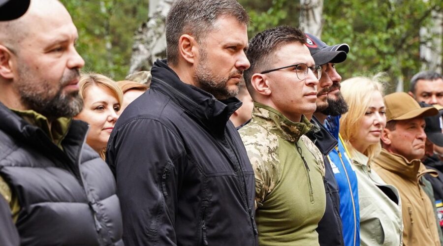 Ярослав Добрянський та представники громад Київщини під час навчань на полігоні Національного спротиву