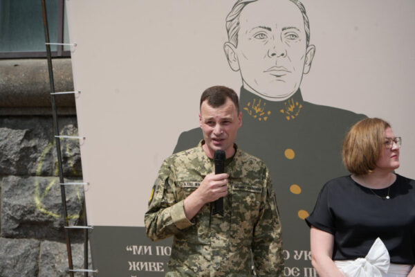 До 100-річчя дня пам’яті Симона Петлюри: На Хрещатику відкрили унікальну виставку