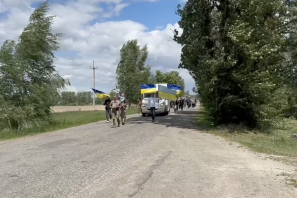 У Здвижівці прощаються з загиблим захисником Євгеном Руденком