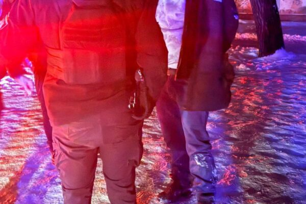 Перед судом постане киянин, який на зупинці понівечив обличчя підлітку