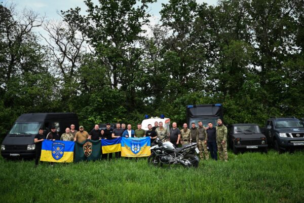 Київщина передала військовим 155-ї окремої механізованої бригади сім автомобілів та мотоцикл