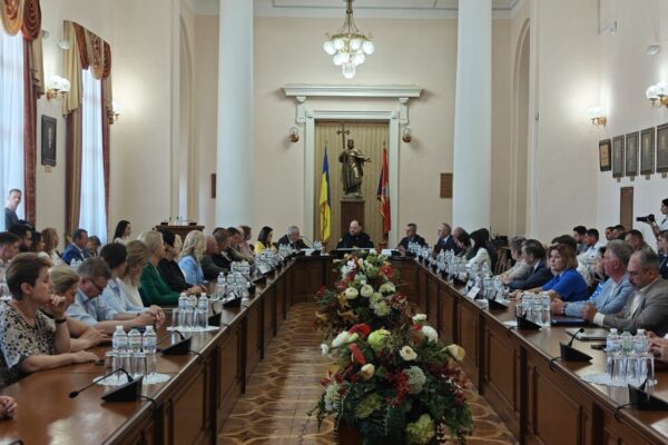 Як працює Конституція воєнного стану: Чи можливо захистити свої права 