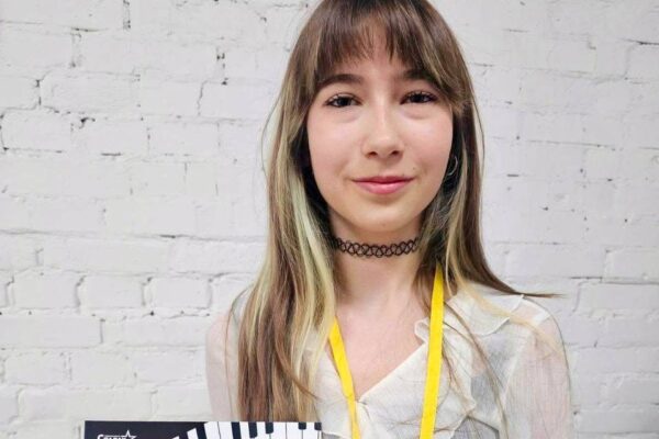 Юна піаністка з Бучі перемогла на міжнародному конкурсі «Greatfest-2026 Piano Forte»