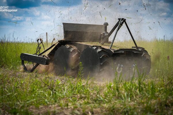 У Бучанському районі розміновують 8 гектарів потенційно небезпечних земель