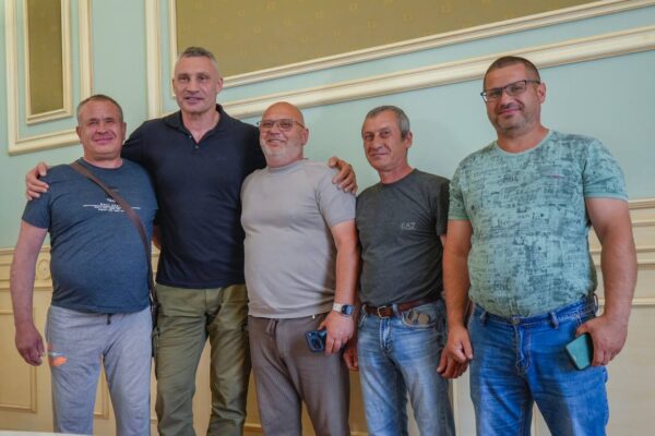 Кличко відзначив подяками фахівців «Бучасервісу»