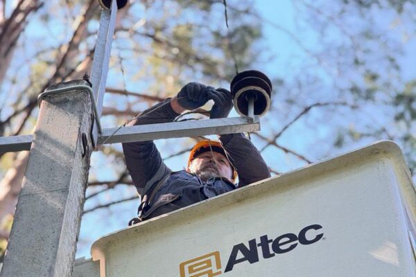 У Києві внаслідок нічної масованої атаки постраждали енергооб’єкти ДТЕК