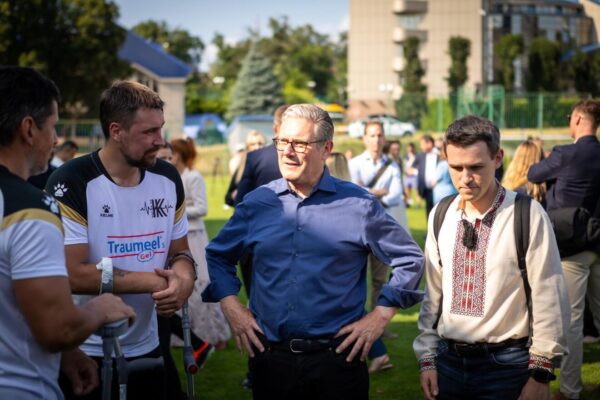 Стармер підтримав ветеранів на матчі ампфутболу за участю ФК «Колос-Буревій»
