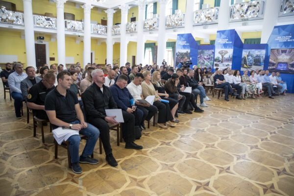 На відновлення пошкоджених обстрілами будинків Київ спрямував понад 2,3 мільярда гривень