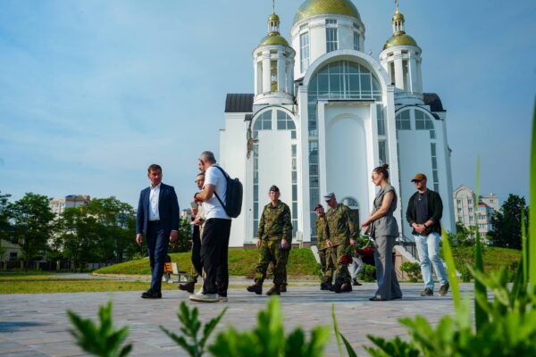 До Бучі прибув Держсекретар Міноборони Німеччини Себастьян Гартманн