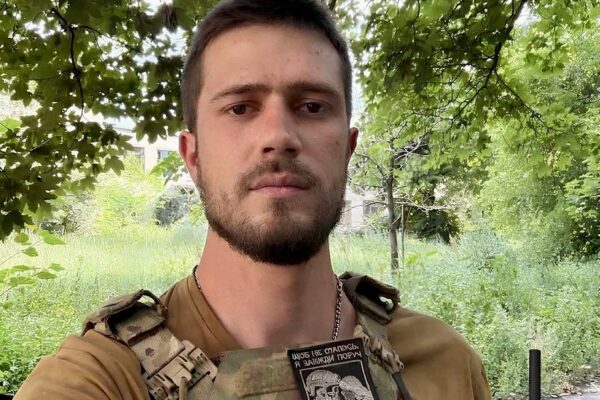 У Бучі попрощаються із 26-річним захисником Олександром Овчаренком