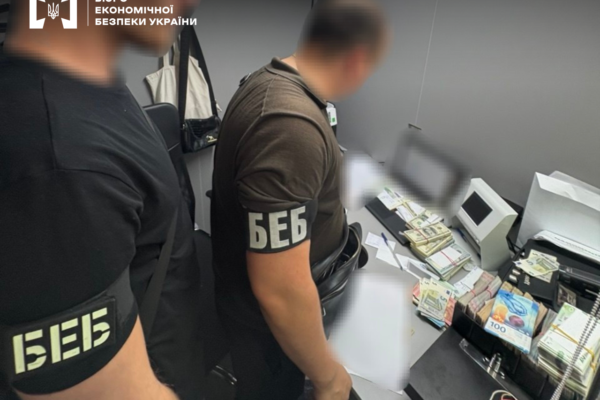 У Києві викрили мережу нелегальних обмінників: Вилучили понад 7 млн грн