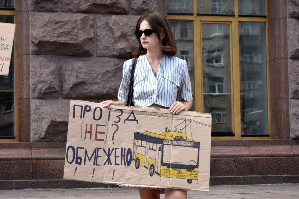 У Києві мітингували проти підвищення вартості проїзду до 30 гривень (РЕПОРТАЖ)
