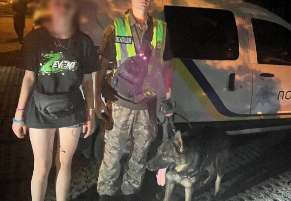 У Києві кінолог із службовим собакою розшукали 14-річну дівчину