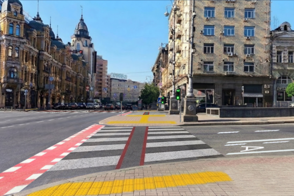 На Бессарабській площі облаштують шість нових наземних пішохідних переходів
