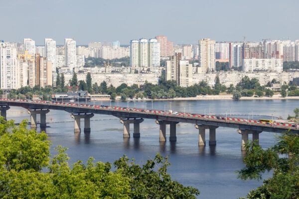 У Києві готують тендер на розробку проєкту реставрації мосту Патона