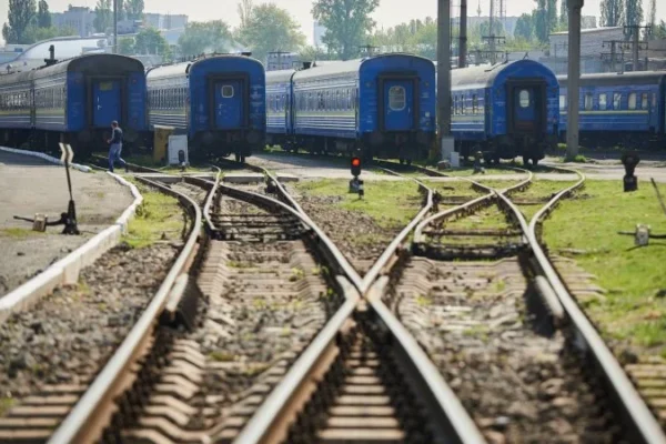 Укрзалізниця повідомила про поранення залізничника внаслідок ворожої атаки