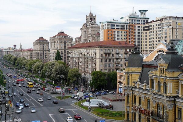 У Києві під час хвилини мовчання запрацює режим світлофорів «Усім червоний»