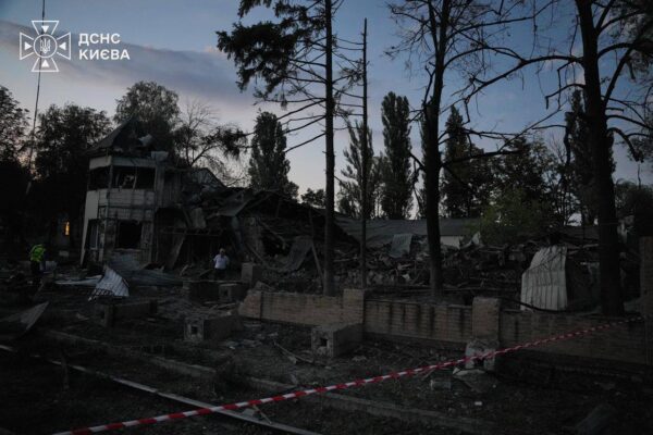 У Києві унаслідок удару по залізничному депо загинули семеро людей, – Зеленський