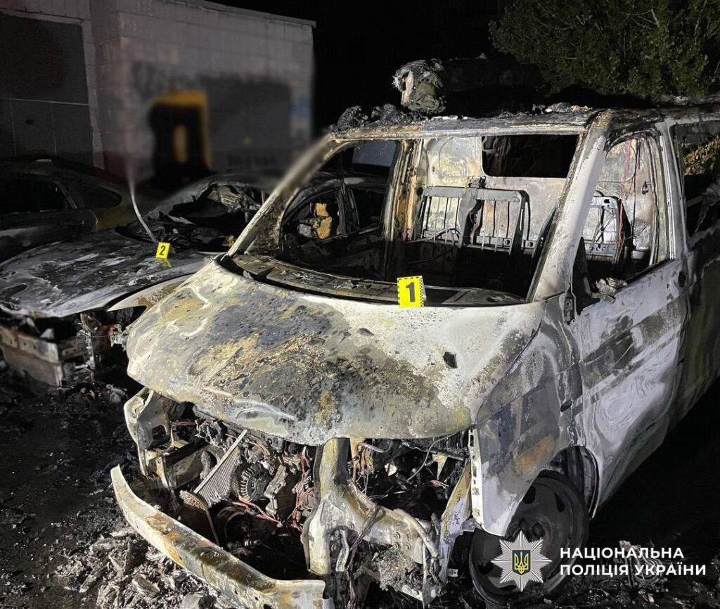Киянин підпалив авто військового ЗСУ