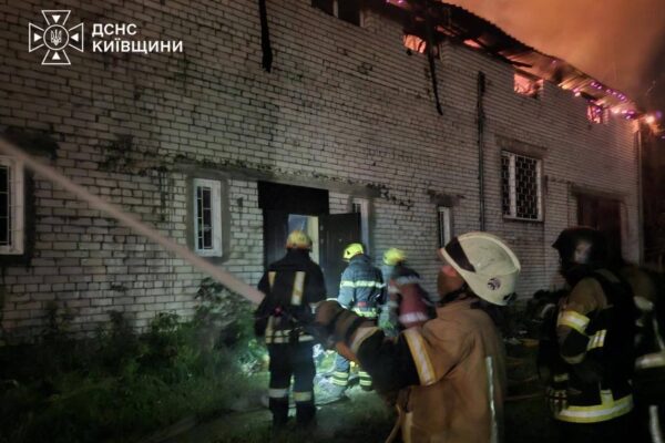 На Київщині за добу пошкоджено 34 цивільні об’єкти через атаки дронів
