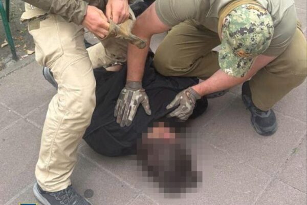 СБУ затримала у Києві агентку ФСБ, яка готувала замах на активіста