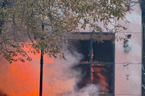У Солом’янському районі загинули четверо людей після влучання БпЛА в офісну будівлю