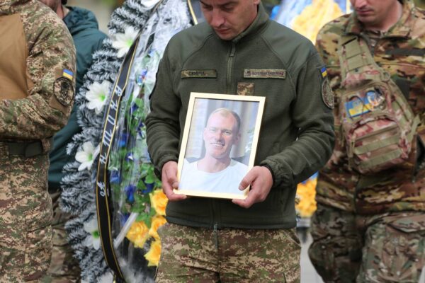 В Ірпені попрощалися із захисником Антоном Стрельчуком, який загинув на Харківщині