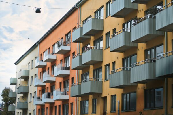 Лише +6% за рік: ціни на житло в Київській області неочікувано загальмували