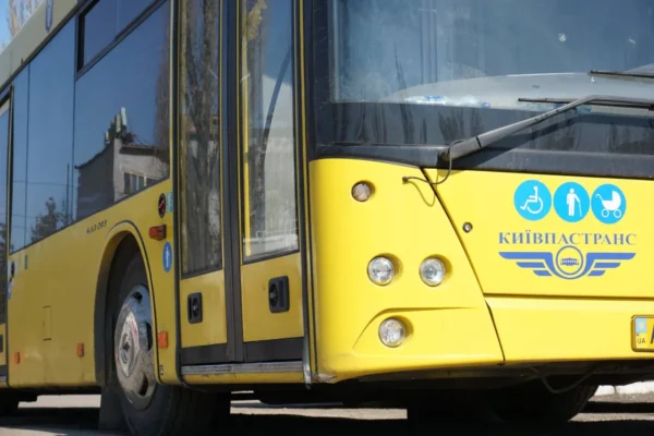 Автобуси №22 та №91 у столиці змінюватимуть маршрути під час повітряної тривоги