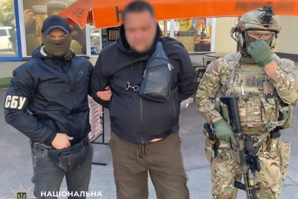 Понад $7000 за «бронь»: У Броварському районі затримали двох організаторів схеми для ухилянтів