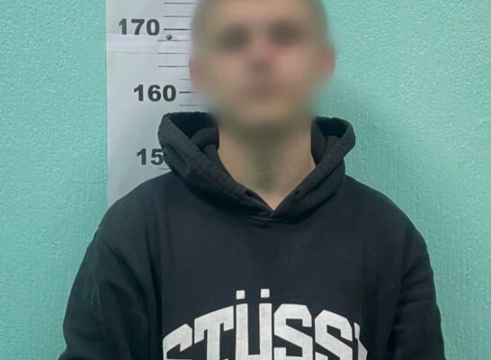 Напав на пенсіонера в метро: У Києві затримали молодика