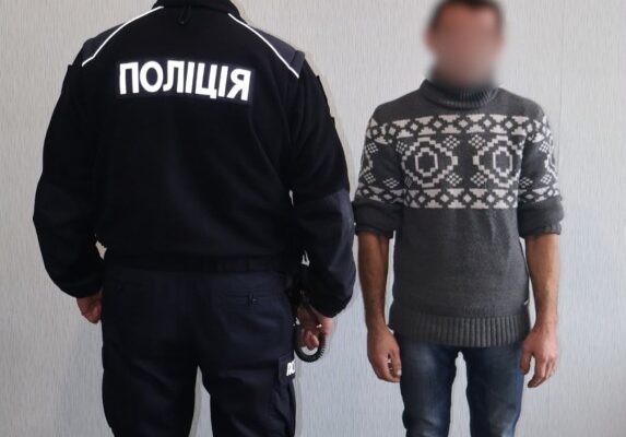 На Бориспільщині викрили вітчима, який катував 10-річного пасинка