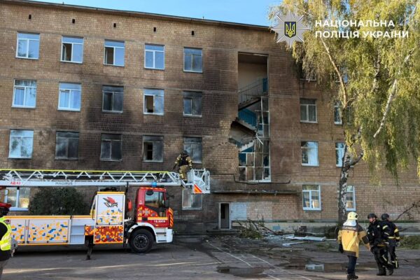У Києві унаслідок атаки РФ пошкоджена школа