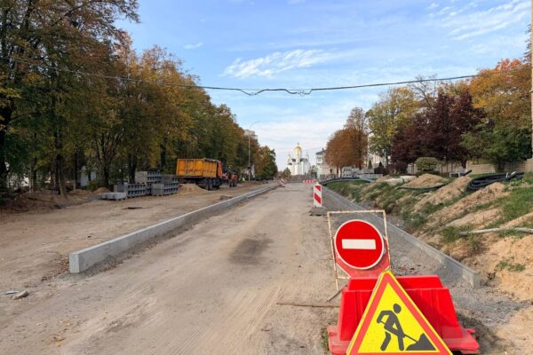 У Бучі можуть розірвати договір із підрядником через зрив ремонту вулиці Енергетиків