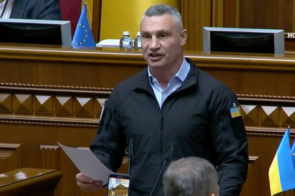 “Можна вішати на Кличка хоч третю світову”: Мер Києва виступив у Верховній Раді