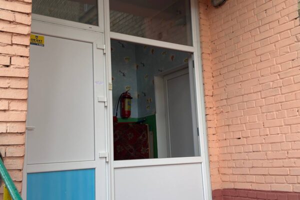 В Ірпені унаслідок атаки РФ пошкоджений дитсадок «Казка»