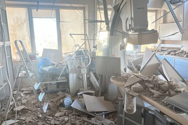 Російські війська вдруге вдарили по Інституту Стражеска в Києві: Пошкоджено операційну